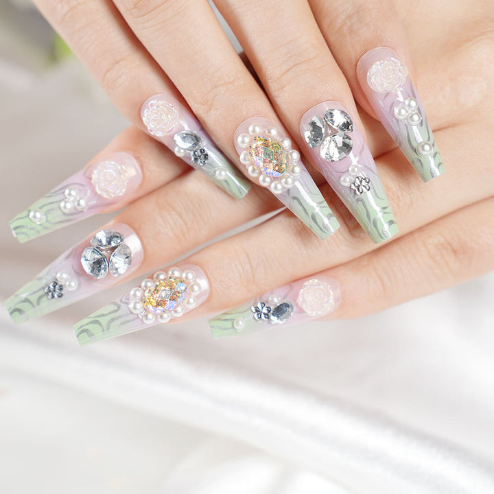 Premium Dekorative Press-On Nagelkunst Set Karnz