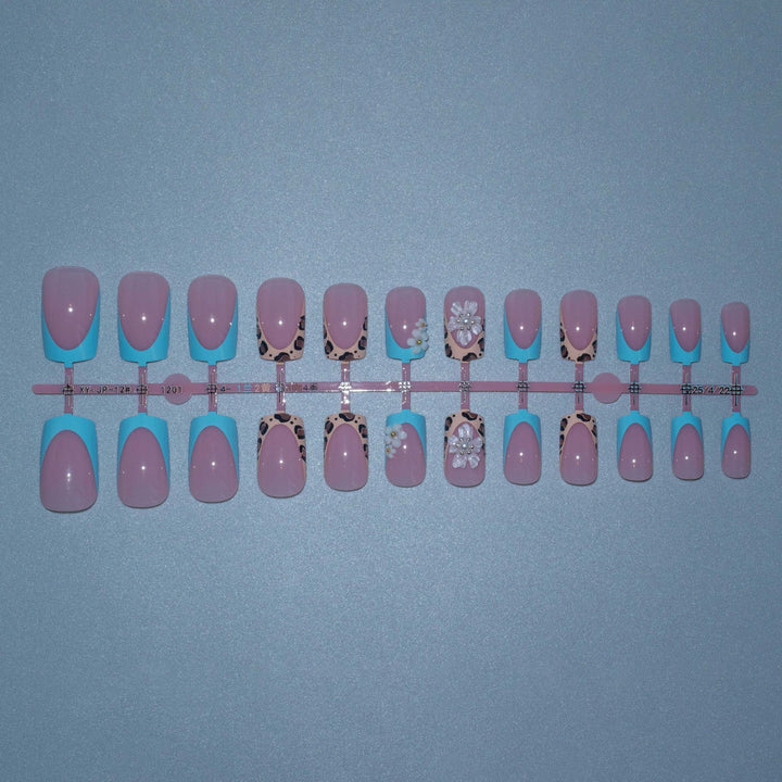 Künstlerisches Multi-Design-Nagelkunst-Set