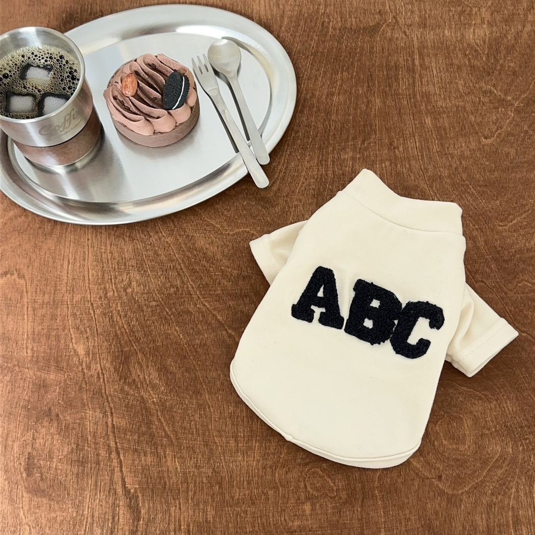 Kleiner Hund Weiches Baumwoll-T-Shirt mit Chenille Buchstaben Applikation
