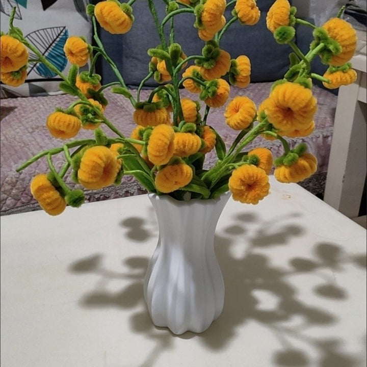 Dekorativer gerippter Keramikblumenvas Karnz