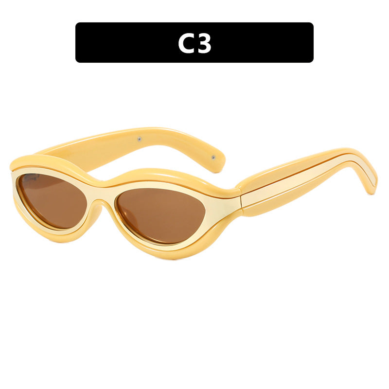 Damen stilvolle Sonnenbrille mit modischem Schwung Karnz