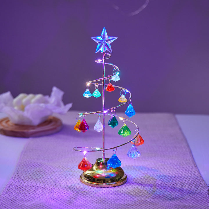 Dekorativer LED Weihnachtsbaum Karnz