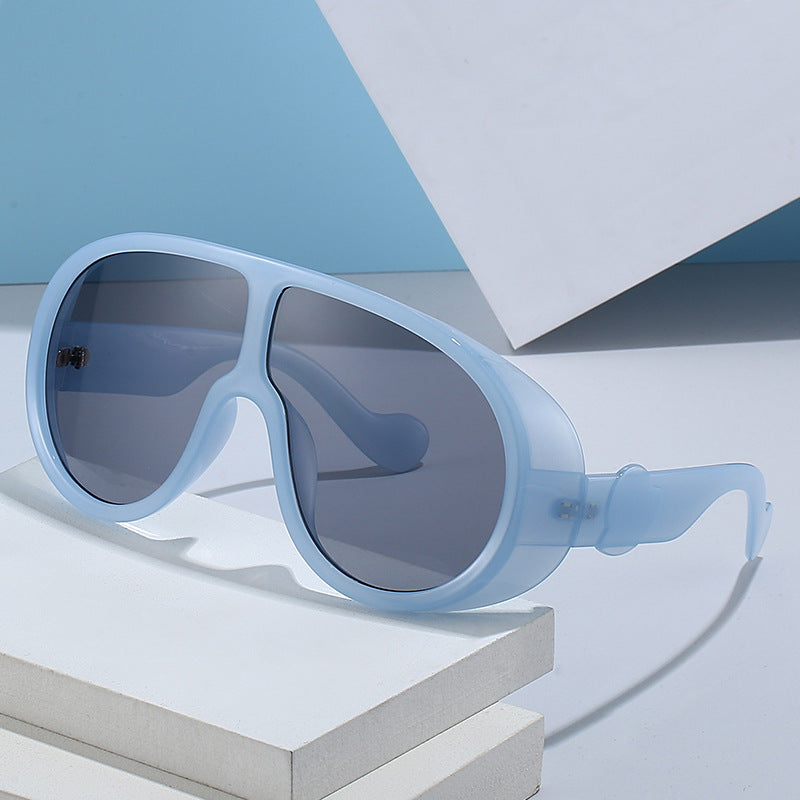Damen extravagante Sonnenbrille mit stylishem transparenten Rahmen Karnz