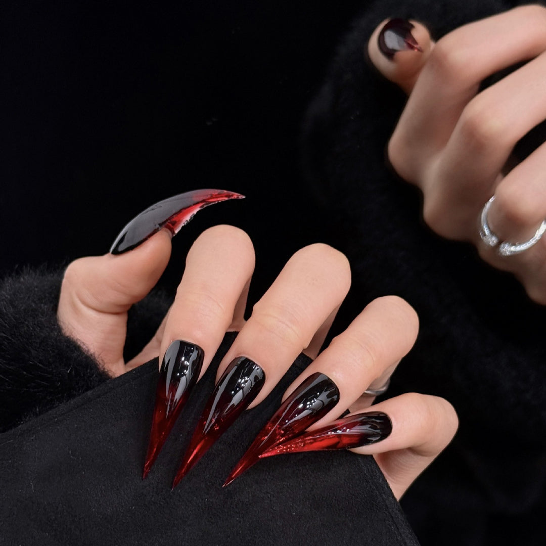 Dramatische Stiletto Press-On Nägel