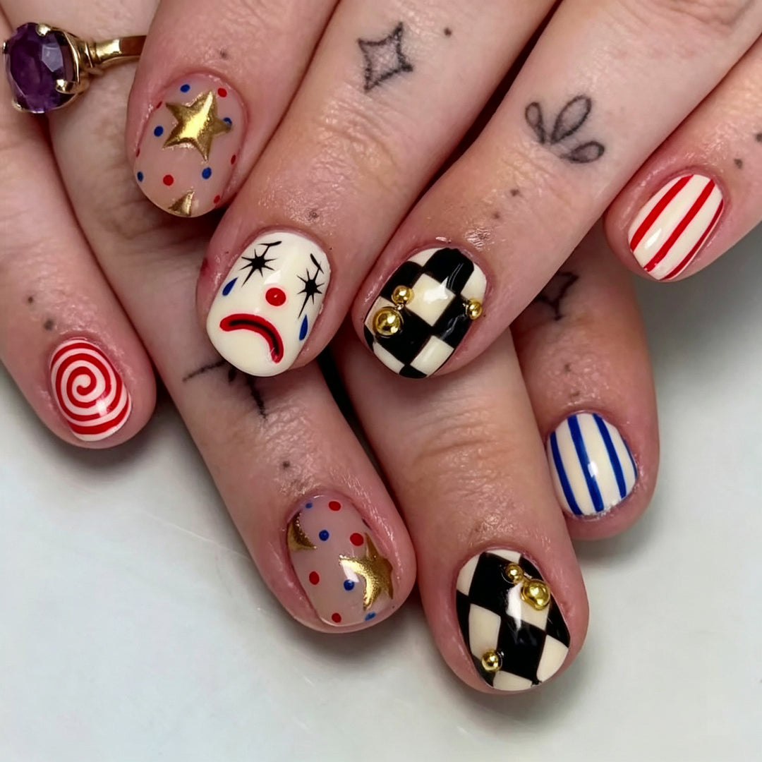 Künstlerisches Clown-Themen Press-On Nagel Set