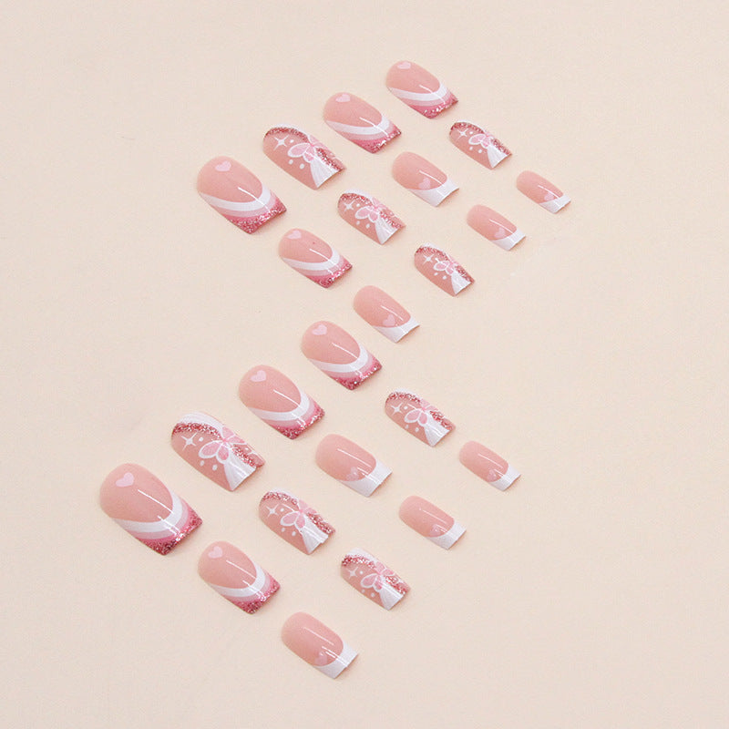 Künstlerisches Nagelkunstdesign Karnz