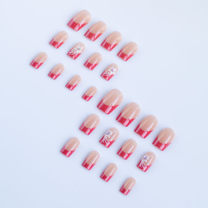Florale Acryl-Nagelkunst