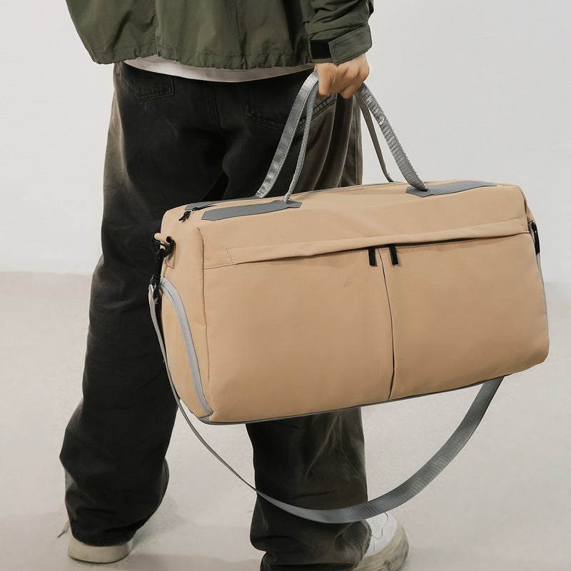 Geräumige Sport-Duffel-Tasche mit mehreren Fächern Karnz