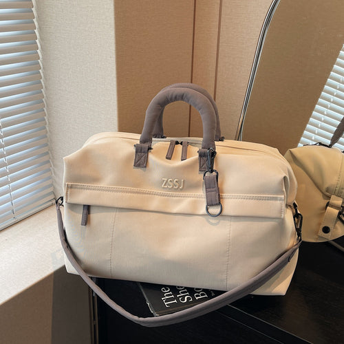 Geräumige Reisetasche Karnz