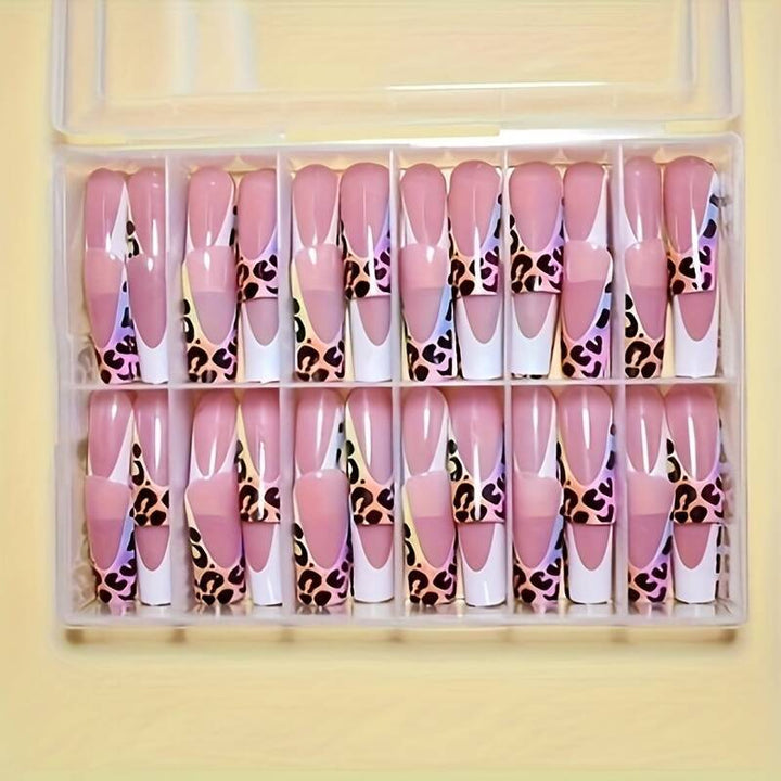 Stylisches Druck-Nagel-Set mit Leoparden-Design Karnz
