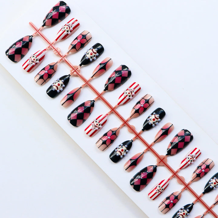 Künstlerisches Grafik-Nagel-Set