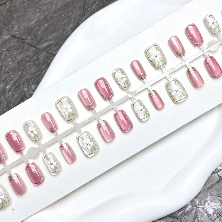 Blumenverziertes Press-On Nagelset