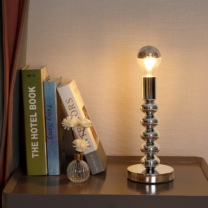 Moderne dekorative Tischlampe