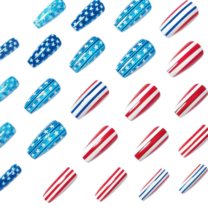 Kunstnägel mit Patriotischem Sternen- und Streifen-Design Karnz