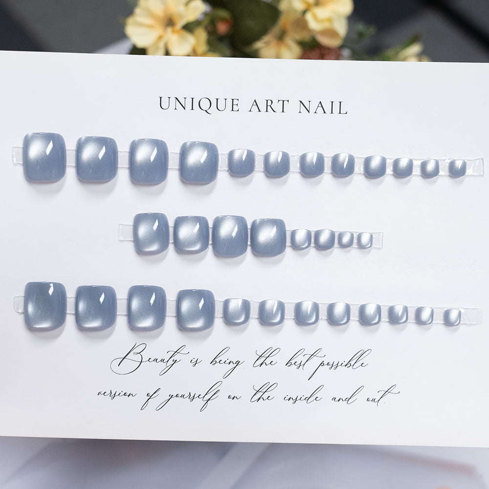 Elegante Metallische Nagelkunst