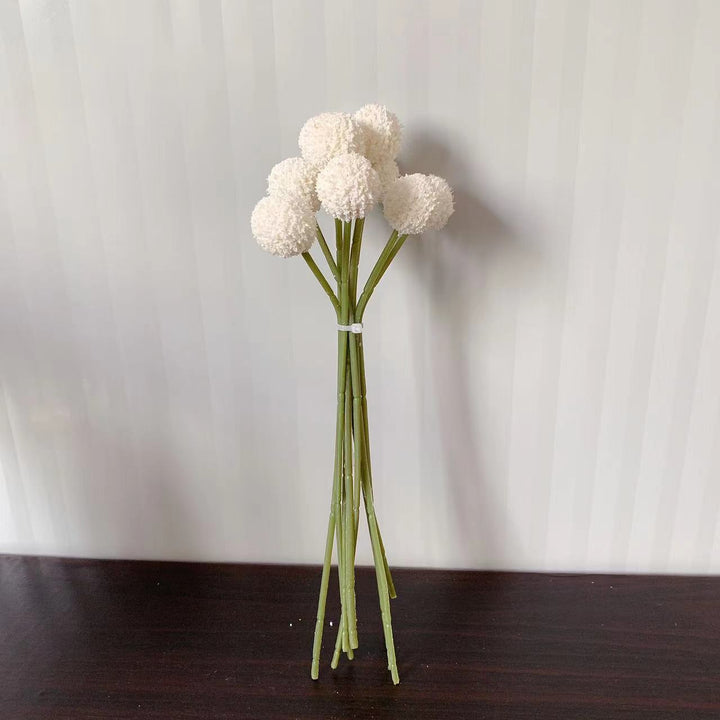 Dekorativer Pom-Pom Blumenstrauß