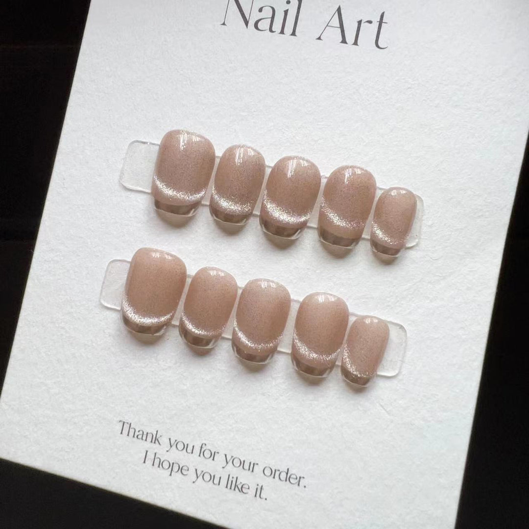 Elegantes Press-On Nagelset mit funkensprühendem Design Karnz
