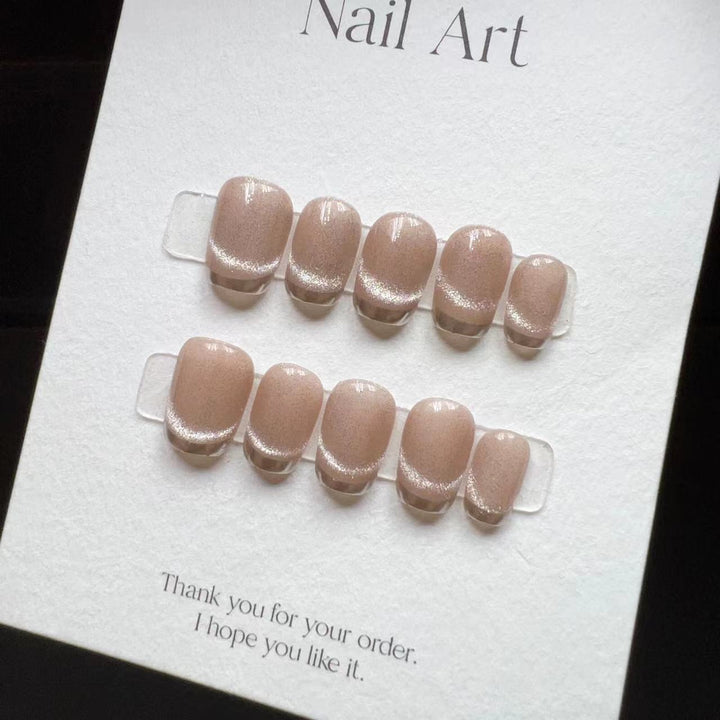 Elegantes Press-On Nagelset mit funkensprühendem Design Karnz