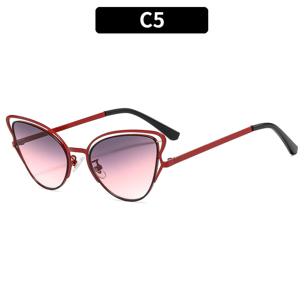 Damen Cat-Eye Sonnenbrille mit luxuriösem Metallrahmen und hochwertigen Verlaufsgläsern Karnz