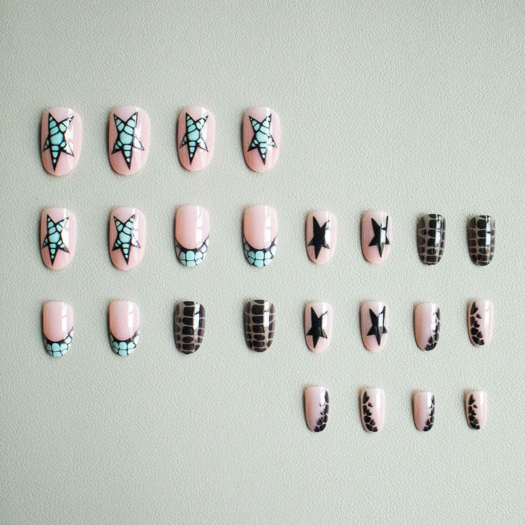 Künstlerisches Stern- und geometrisches Nagelkunst-Kit