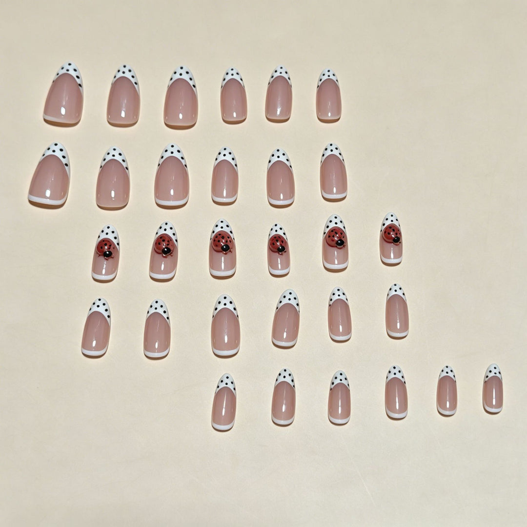 Chic Spitzige Press-On Nail Set Karnz