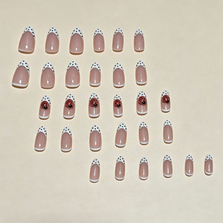 Chic Spitzige Press-On Nail Set Karnz