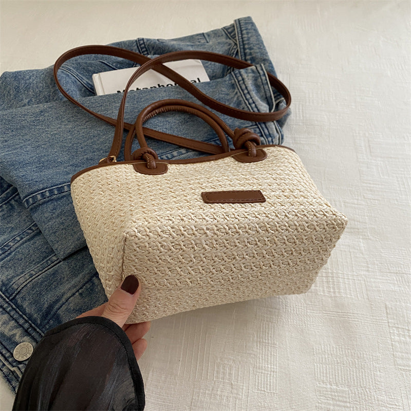 Woven Straw Tote-Handtasche mit Lederakzenten