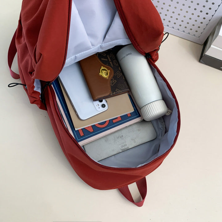 Rucksack mit Hochwertiger Verarbeitung und Süßem Teddy-Anhänger Karnz