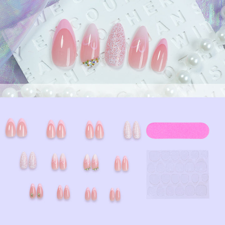 Dekoratives Press-On Nagelset mit eleganten Gradient Designs Karnz