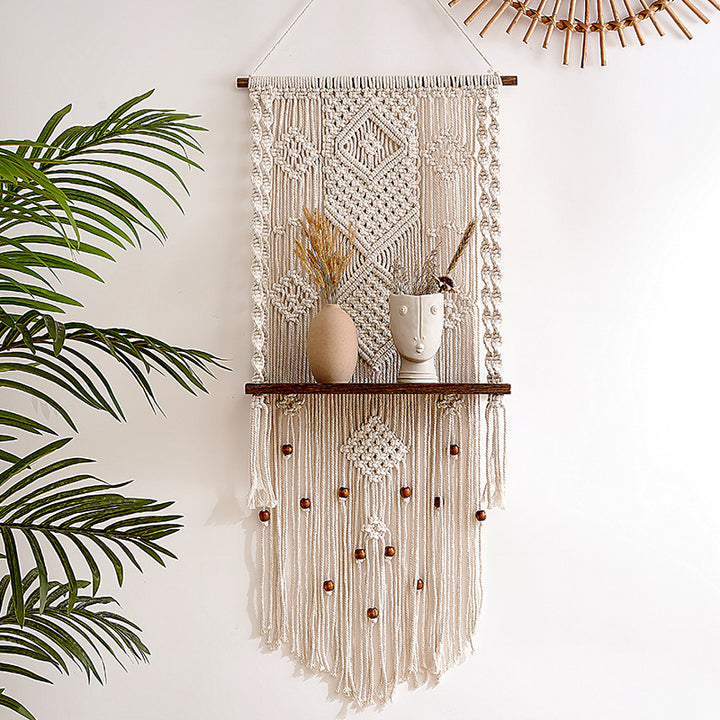 Makramee Wandbehang mit dekorativem Regal Karnz