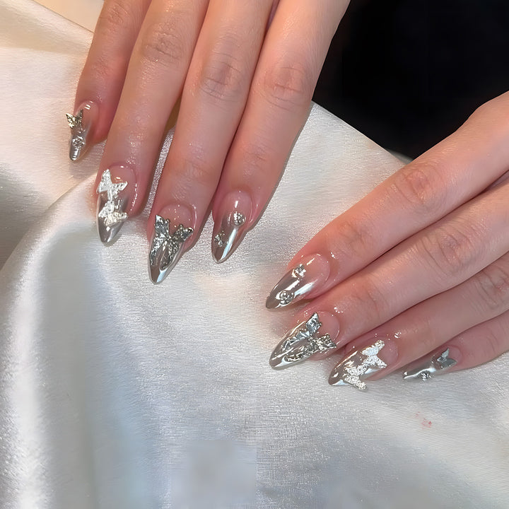 Glamouröse Metallische Stiletto Press-On Nägel Karnz