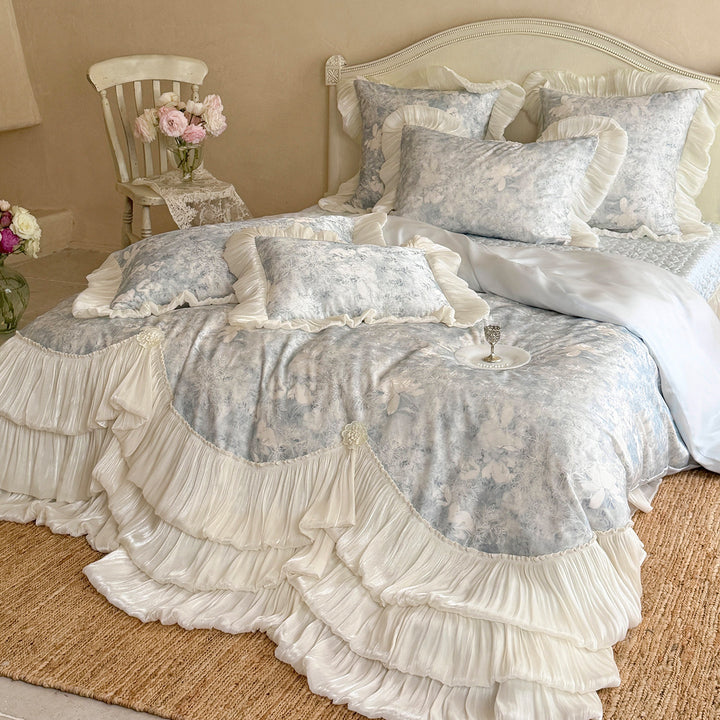 Rüschen-Plissee-Bettüberwurf und Bettbezug-Set mit floralem Jacquard und herabfallendem Rock