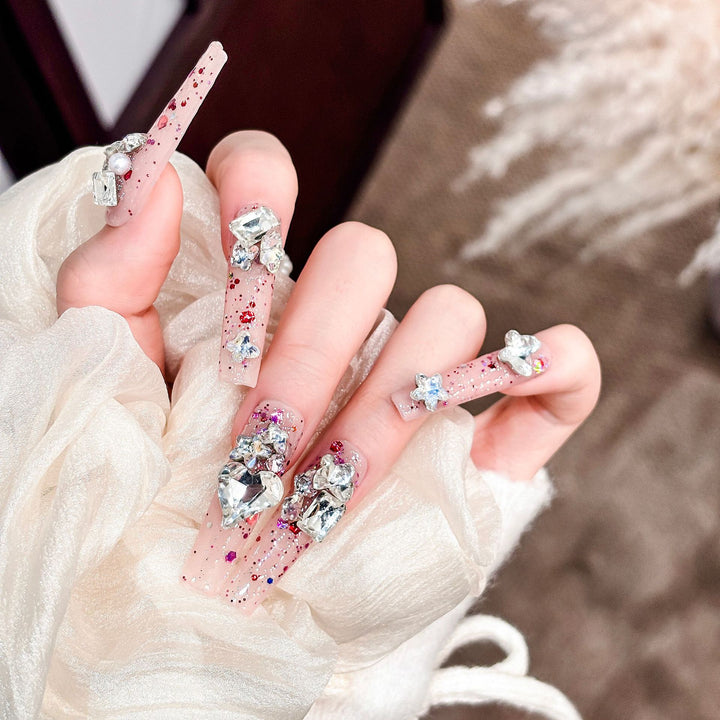 Glamouröse Glitzer Press-On Nagelspitzen