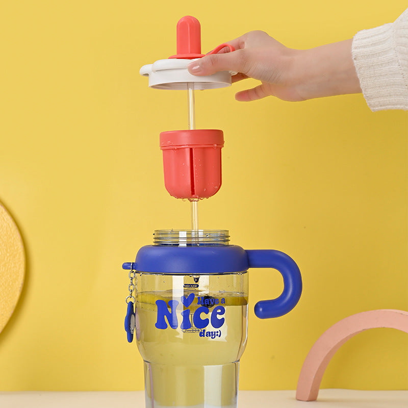 Unisex Trinkbecher mit integriertem Strohhalm und Auslaufschutz Karnz