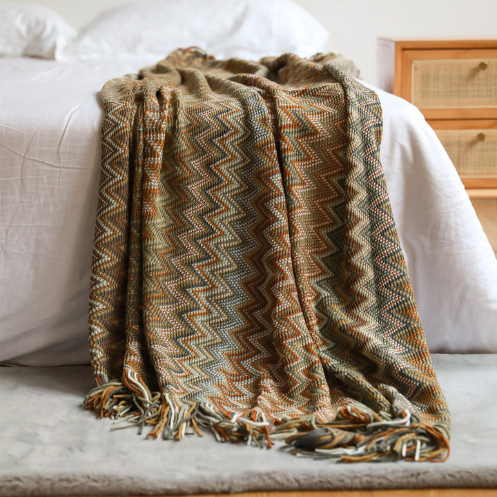 Strukturierte Strickwurfdecke