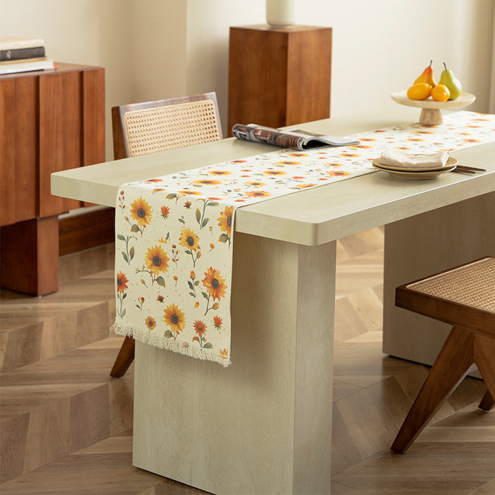 Gewebter Tischläufer mit floraler Wiesenblumen-Jacquard und Fransen Karnz