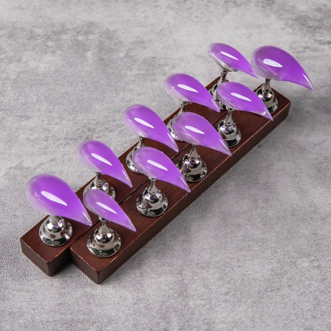 Stiletto-förmige Press-On Nagelset mit glänzendem Finish