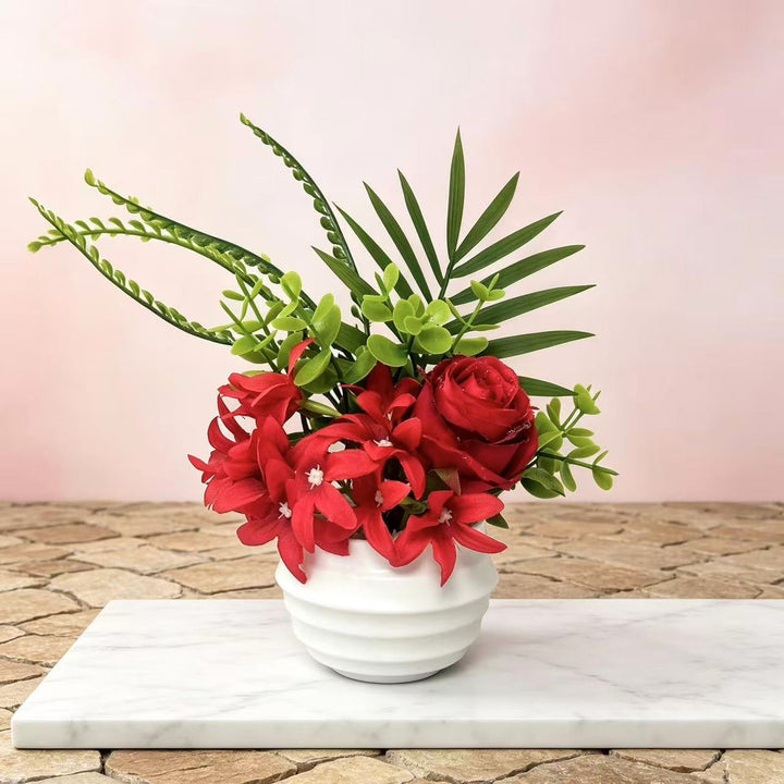 Künstliche Blumenanordnung