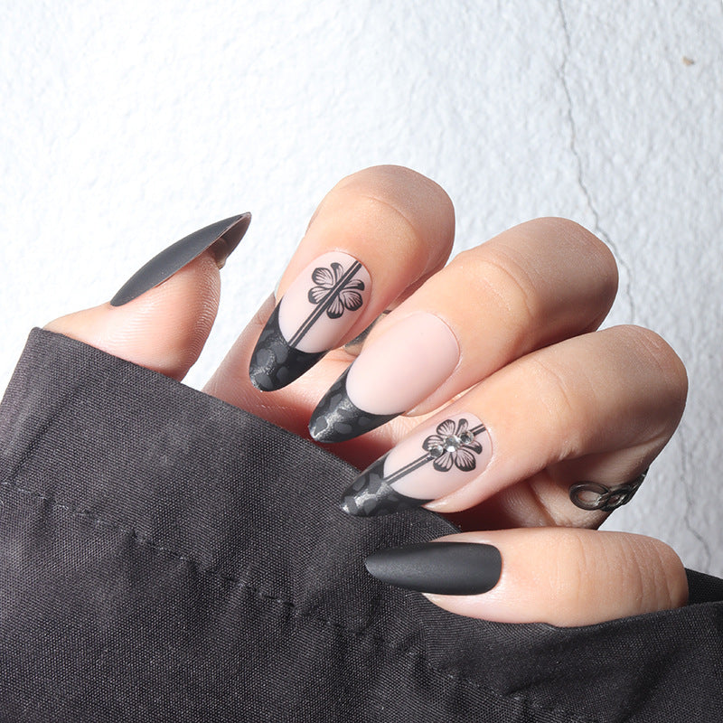 Floral Design Matte Lange Stiletto Nägel Karnz