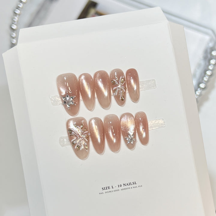 Dekoratives Press-On Nageldesign Set