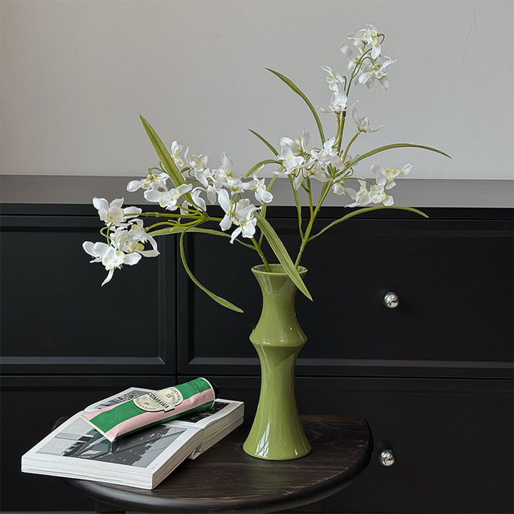 Keramische Sanduhr Bud Vase mit schmalem Hals und ausladendem Rand