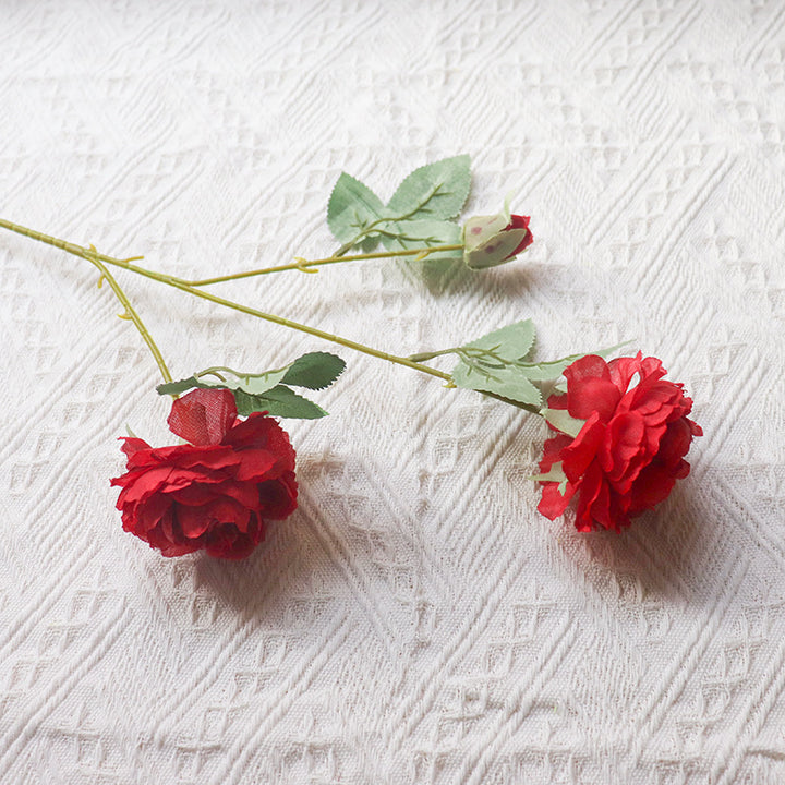 Elegante künstliche Rosenstängel