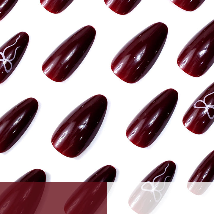 Elegante Stiletto Nagelkunst Karnz