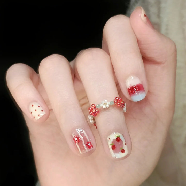 Künstlerisches Floral- und Edelstein-Press-On-Nagelset Karnz