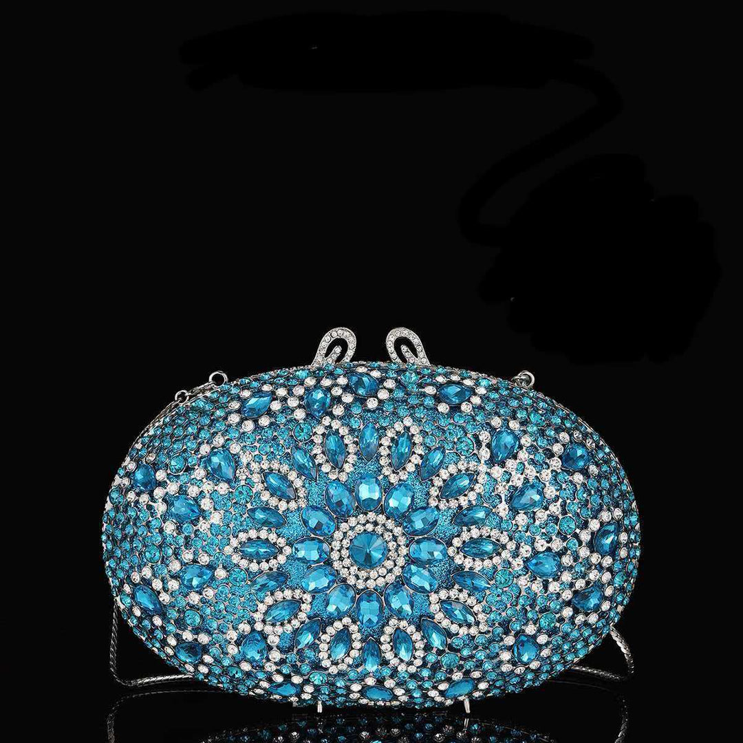 Blumenverzierte Abendhandtasche