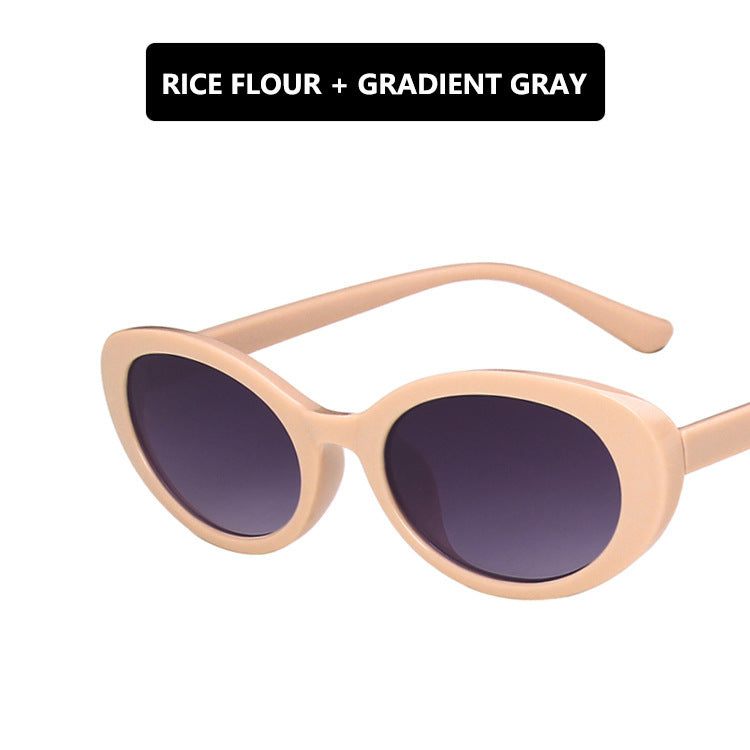 Damen Cat-Eye Sonnenbrille mit transparentem Rahmen und gradienten Gläsern Karnz