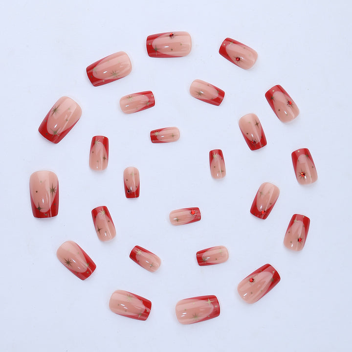 Kunstnagelset mit glamourösen Akzenten Karnz