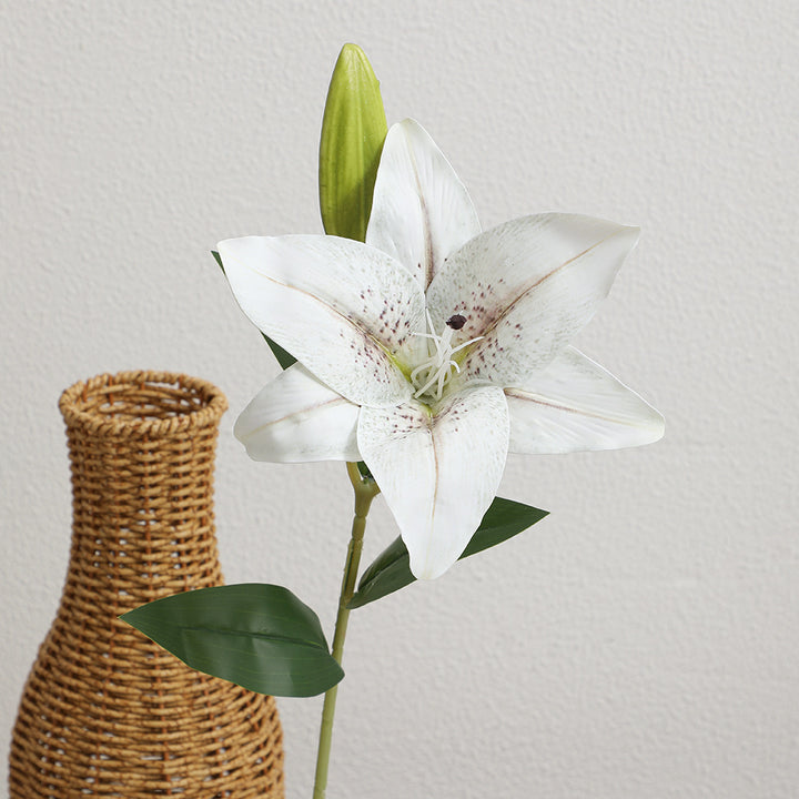 Künstlicher Lilienstrauß mit realistischen Details Karnz