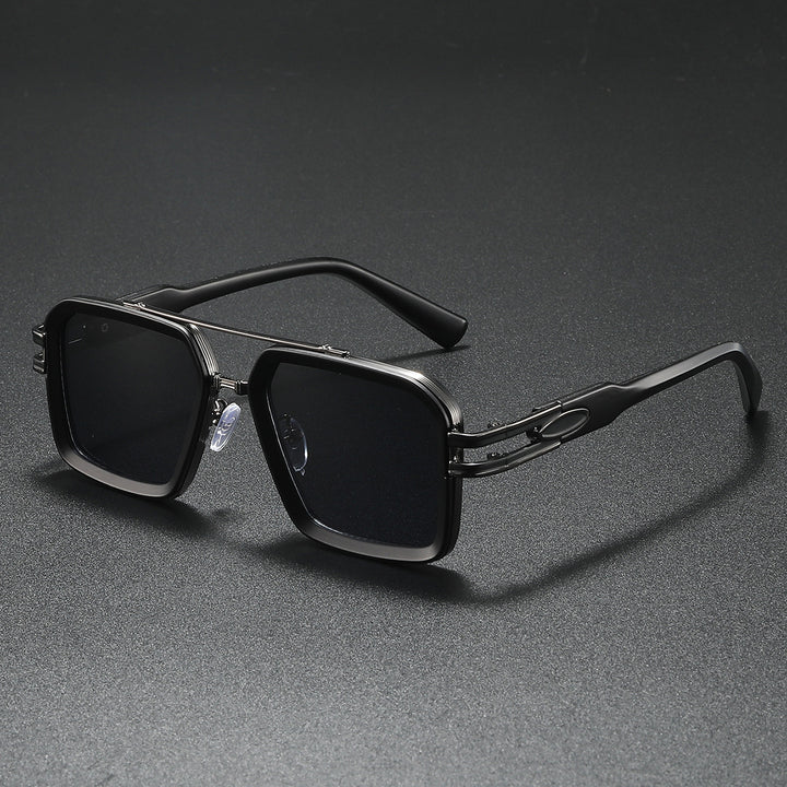 Damen modische Sonnenbrille im modernen kantigen Design Karnz