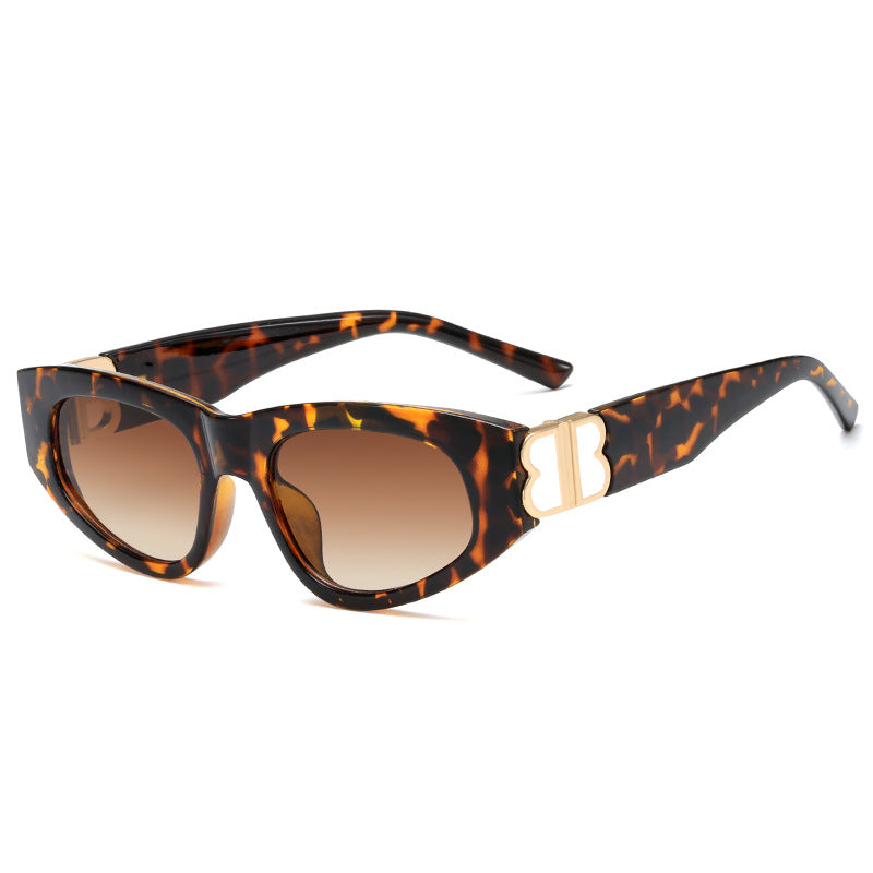 Damen Cat-Eye Sonnenbrille mit elegantem Kunststoffen und luxuriösen Metalldetails Karnz
